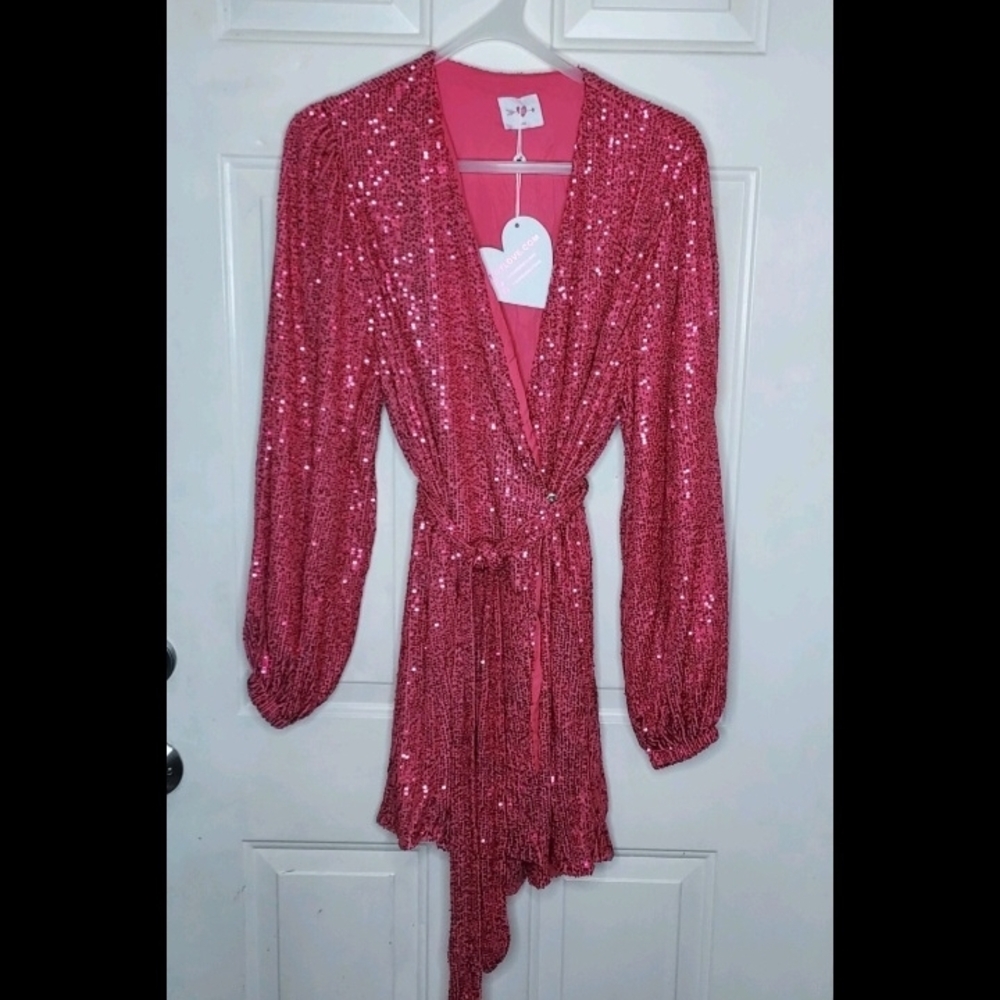NWT Body Love Hot Pink Sequin Wrap Long Sleeve Lined Party Dress Women's Size LG
